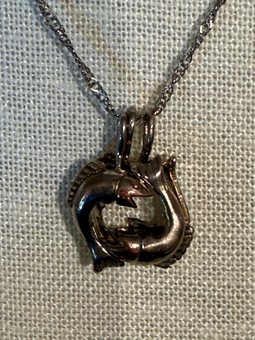 Vintage 18K Gold Plated Pendant Necklace